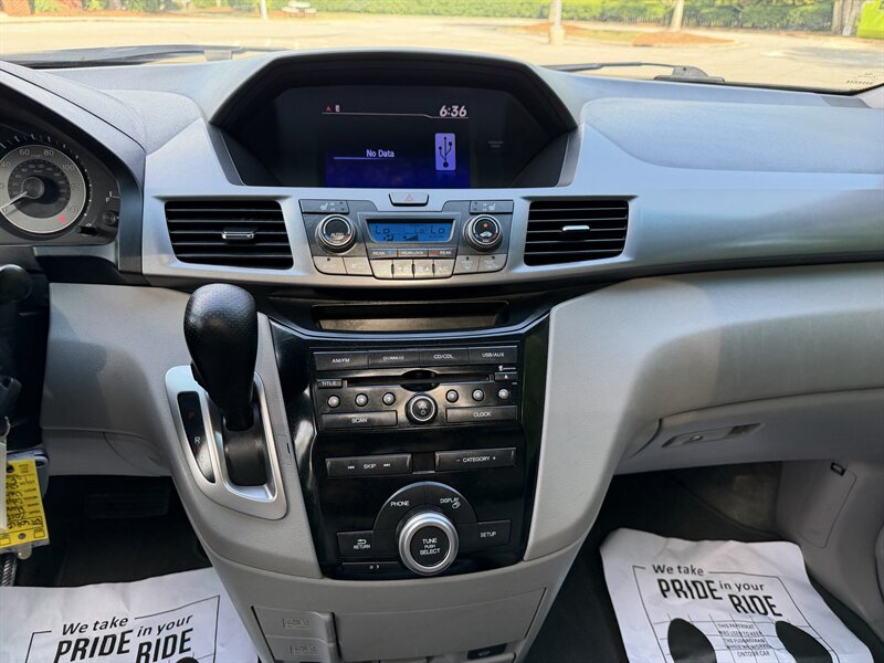2012 Honda Odyssey EX-L - Photo 16 - Greensboro, NC 27407
