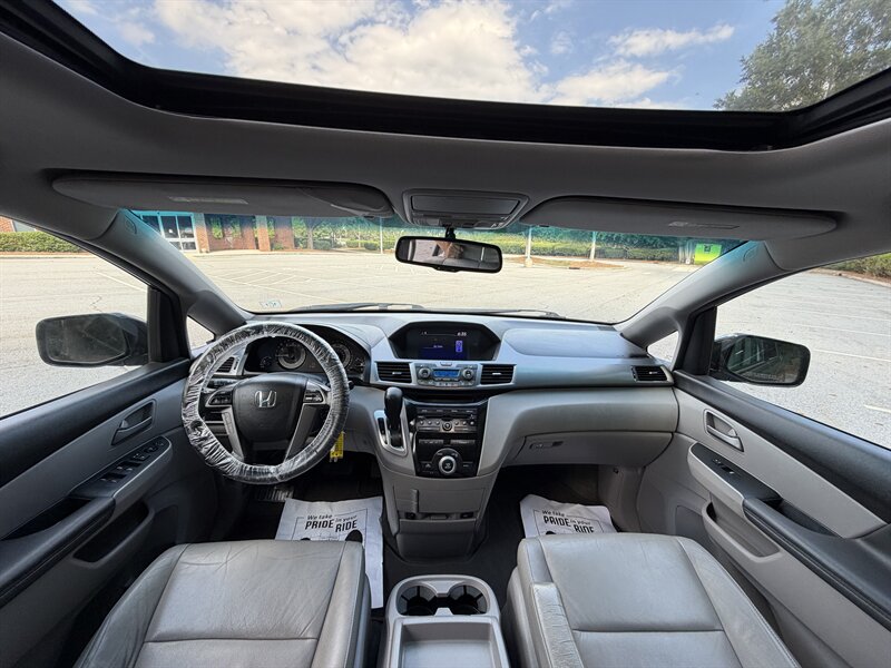 2012 Honda Odyssey EX-L - Photo 11 - Greensboro, NC 27407