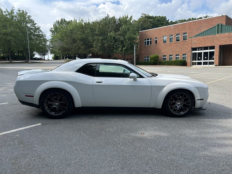 2016 Dodge Challenger SRT 392 - Photo 6 - Greensboro, NC 27407