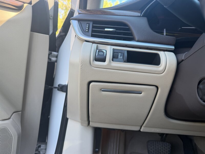 2017 Cadillac XTS Luxury - Photo 19 - Greensboro, NC 27407