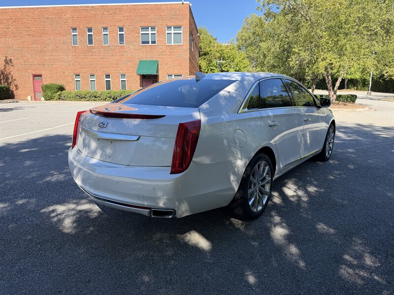 2017 Cadillac XTS Luxury - Photo 5 - Greensboro, NC 27407