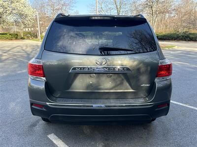 2012 Toyota Highlander   - Photo 4 - Greensboro, NC 27407