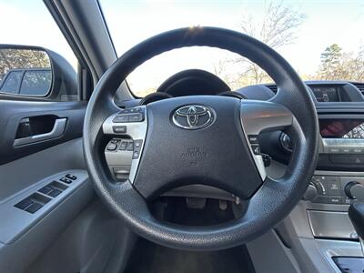 2012 Toyota Highlander   - Photo 13 - Greensboro, NC 27407