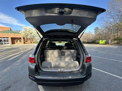 2012 Toyota Highlander   - Photo 9 - Greensboro, NC 27407