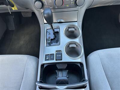 2012 Toyota Highlander   - Photo 15 - Greensboro, NC 27407