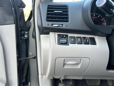 2012 Toyota Highlander   - Photo 19 - Greensboro, NC 27407
