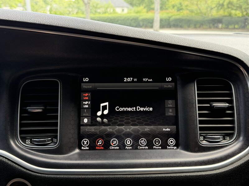 2017 Dodge Charger R/T Scat Pack - Photo 19 - Greensboro, NC 27407