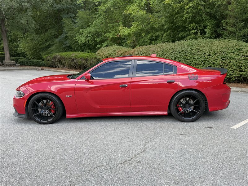 2017 Dodge Charger R/T Scat Pack - Photo 2 - Greensboro, NC 27407