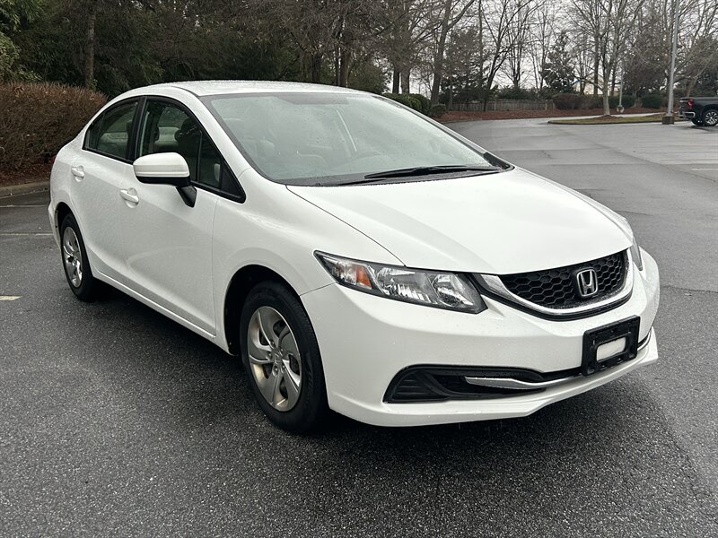 2015 Honda Civic LX - Photo 7 - Greensboro, NC 27407