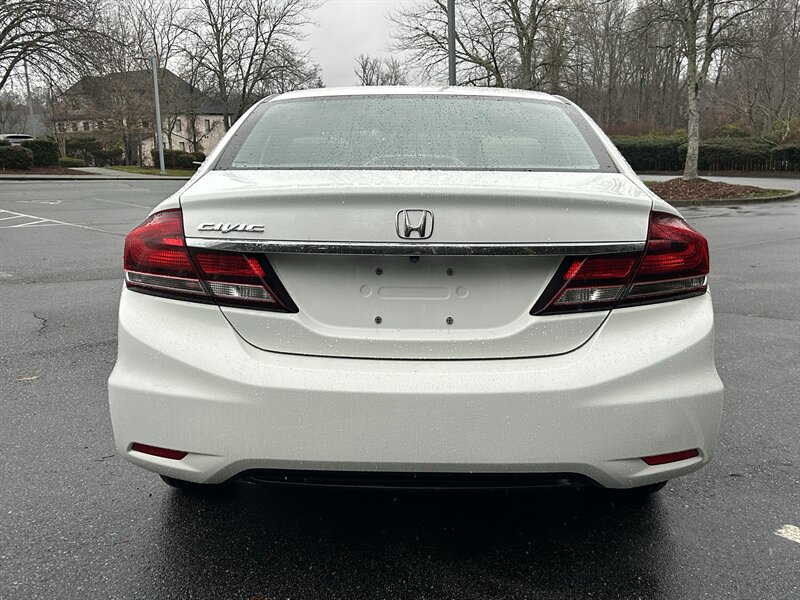 2015 Honda Civic LX - Photo 4 - Greensboro, NC 27407