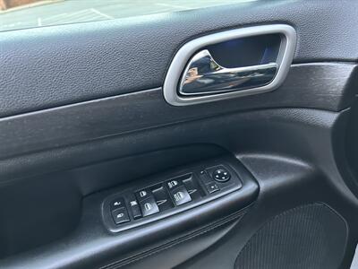 2018 Jeep Grand Cherokee Altitude   - Photo 18 - Greensboro, NC 27407