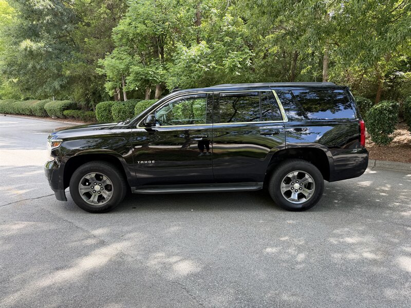 2018 Chevrolet Tahoe LS - Photo 2 - Greensboro, NC 27407