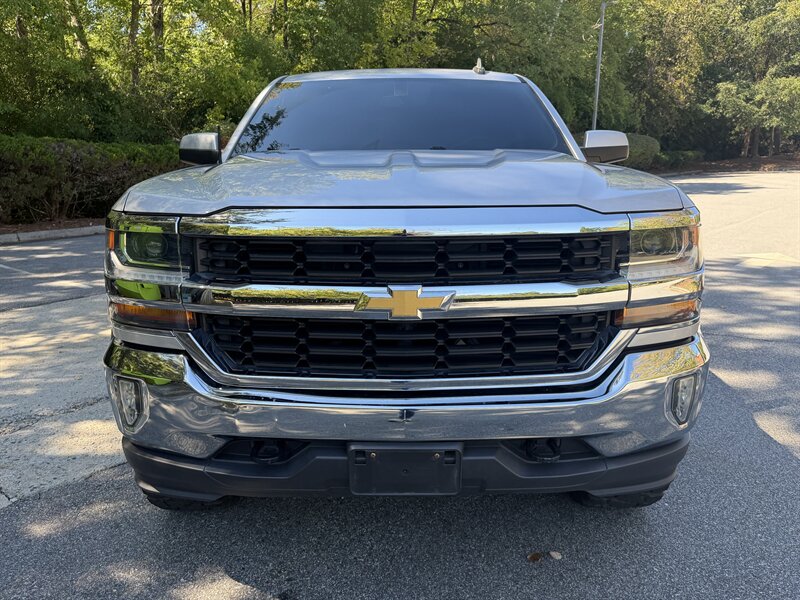 2018 Chevrolet Silverado 1500 LT - Photo 8 - Greensboro, NC 27407