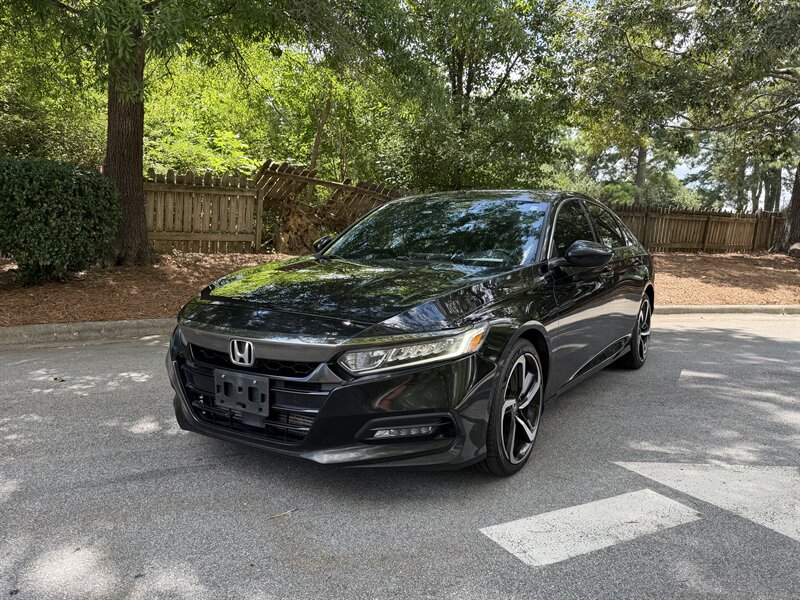 2018 Honda Accord Sport   - Photo 1 - Greensboro, NC 27407