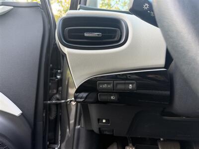 2017 Toyota Prius Two Eco - Photo 17 - Greensboro, NC 27407