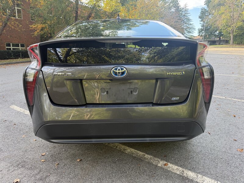 2017 Toyota Prius Two Eco - Photo 4 - Greensboro, NC 27407