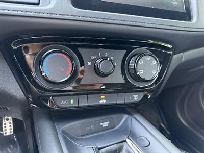 2019 Honda HR-V Sport   - Photo 22 - Greensboro, NC 27407