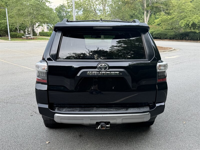 2015 Toyota 4Runner SR5 Premium - Photo 4 - Greensboro, NC 27407