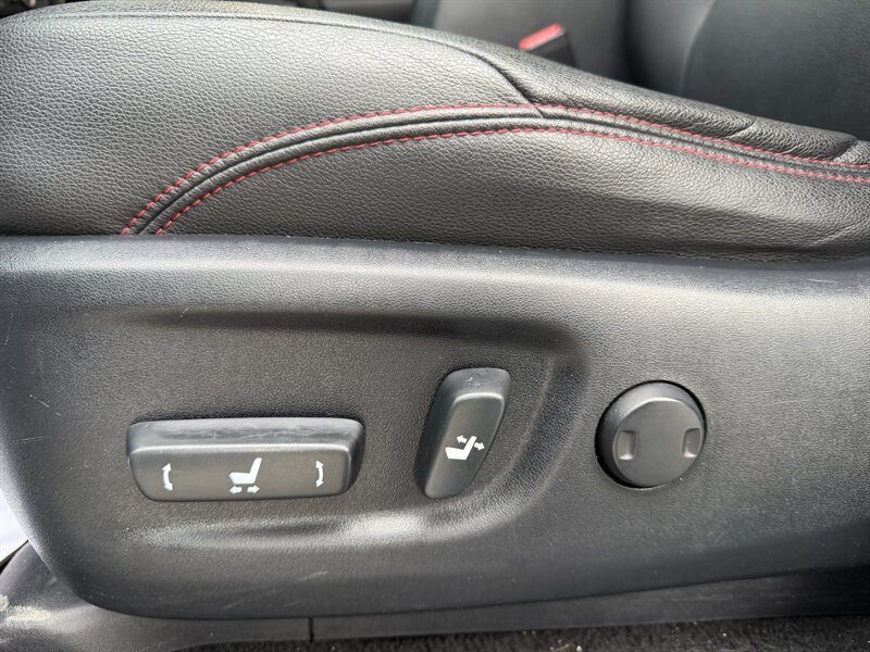 2015 Toyota 4Runner SR5 Premium - Photo 18 - Greensboro, NC 27407
