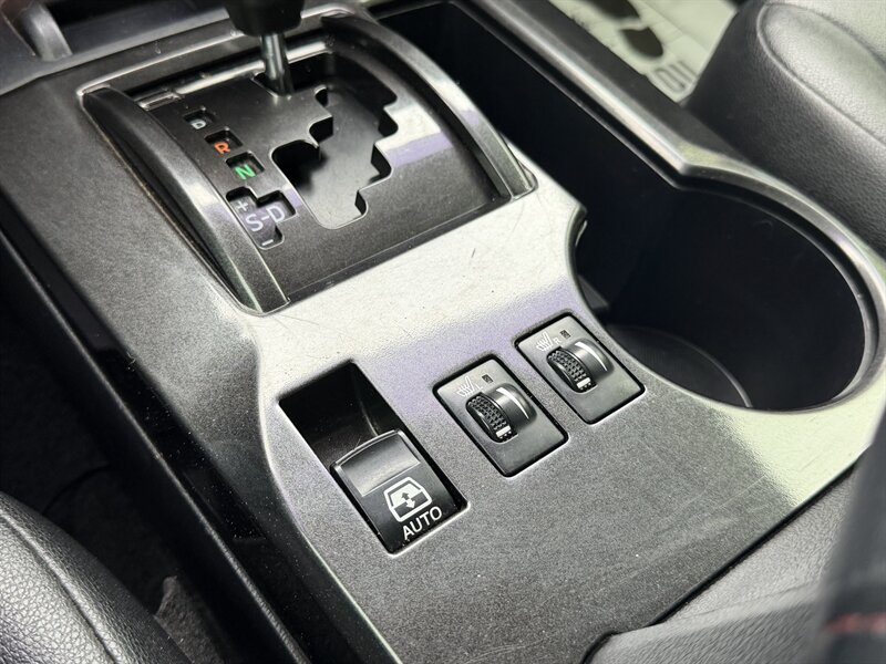 2015 Toyota 4Runner SR5 Premium - Photo 24 - Greensboro, NC 27407