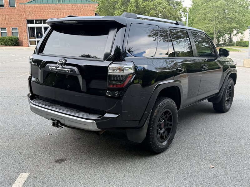 2015 Toyota 4Runner SR5 Premium - Photo 5 - Greensboro, NC 27407