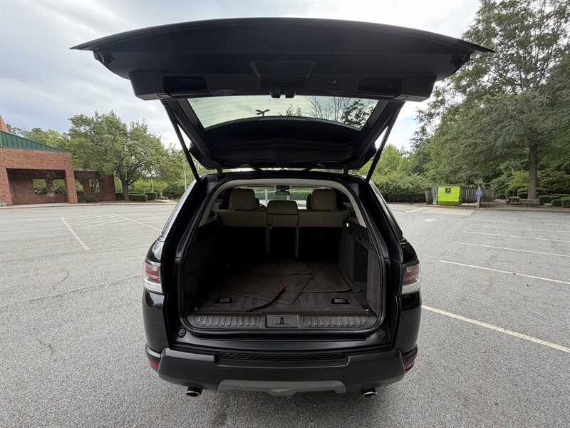 2015 Land Rover Range Rover Sport SE - Photo 9 - Greensboro, NC 27407