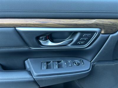 2017 Honda CR-V Touring - Photo 20 - Greensboro, NC 27407