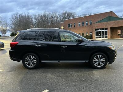2020 Nissan Pathfinder SV   - Photo 4 - Greensboro, NC 27407
