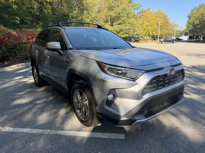 2020 Toyota RAV4 Hybrid Limited - Photo 7 - Greensboro, NC 27407