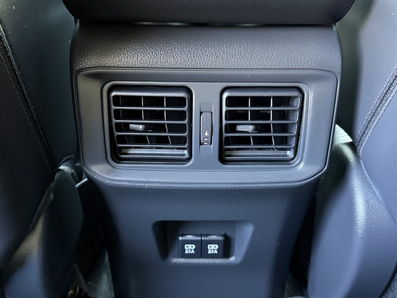 2020 Toyota RAV4 Hybrid Limited - Photo 18 - Greensboro, NC 27407