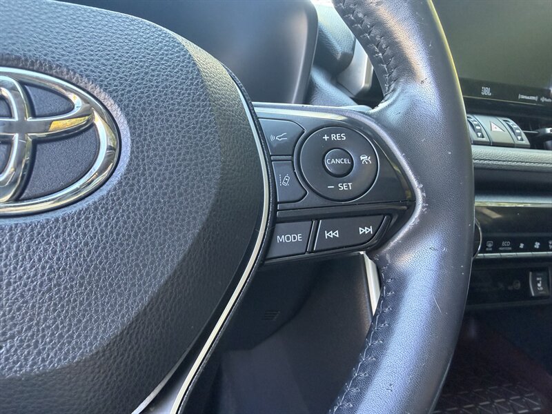 2020 Toyota RAV4 Hybrid Limited - Photo 22 - Greensboro, NC 27407