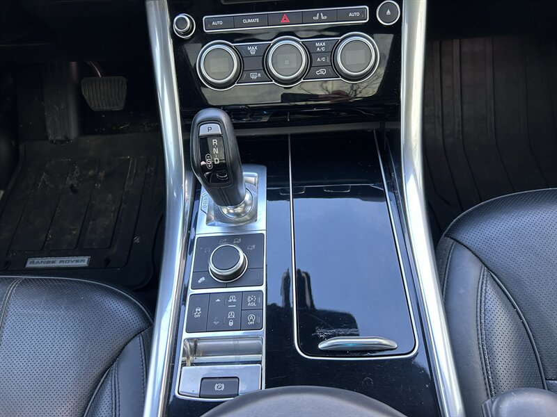 2016 Land Rover Range Rover Sport HSE - Photo 17 - Greensboro, NC 27407