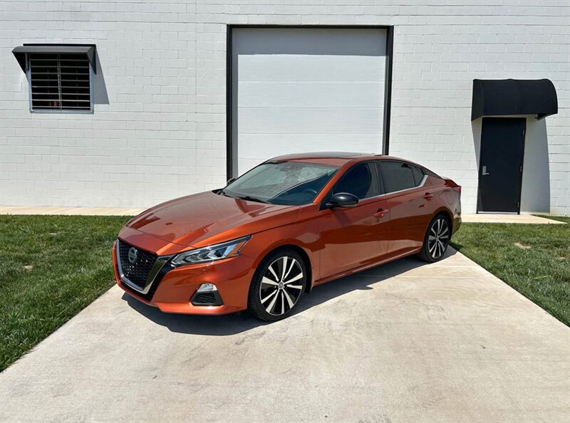 2020 Nissan Altima 2.5 SR - Photo 1 - Greensboro, NC 27407