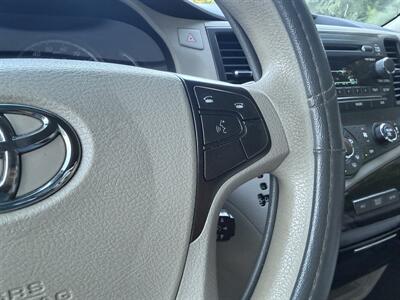2012 Toyota Sienna LE 8-Passenger - Photo 21 - Greensboro, NC 27407