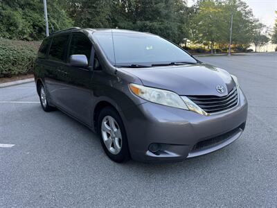 2012 Toyota Sienna LE 8-Passenger - Photo 7 - Greensboro, NC 27407
