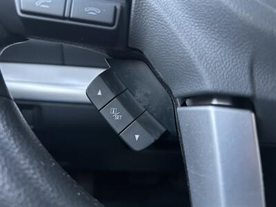 2016 Subaru Outback 2.5i   - Photo 20 - Greensboro, NC 27407