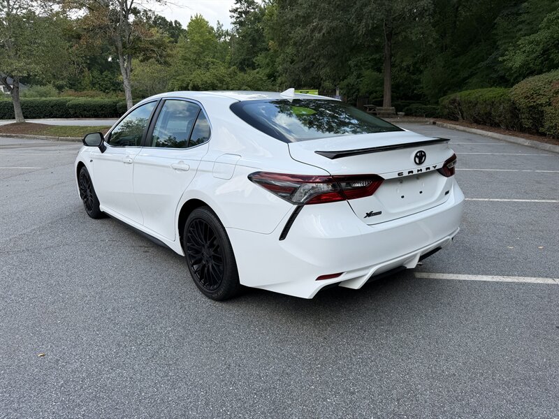 2022 Toyota Camry SE - Photo 3 - Greensboro, NC 27407