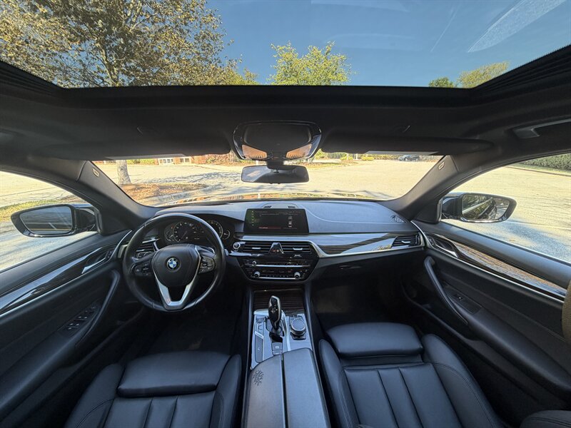 2018 BMW 5 Series 530i - Photo 11 - Greensboro, NC 27407