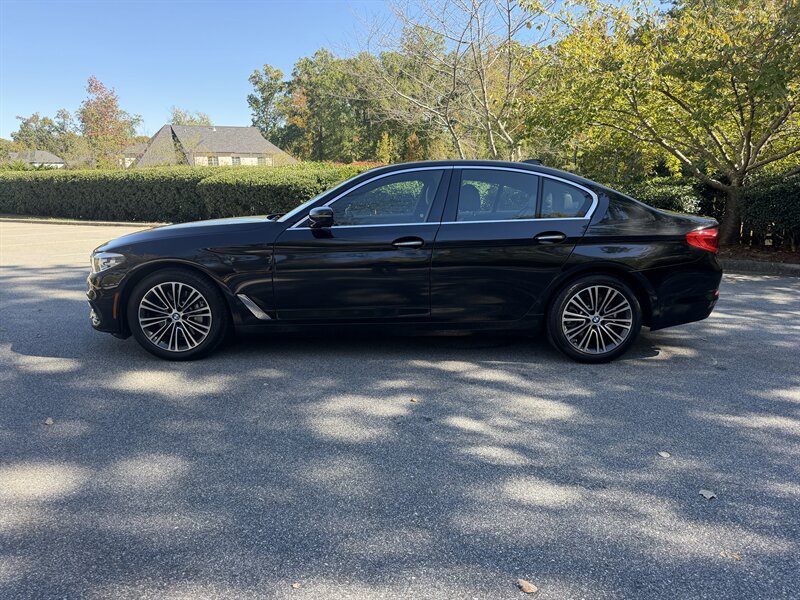 2018 BMW 5 Series 530i - Photo 2 - Greensboro, NC 27407