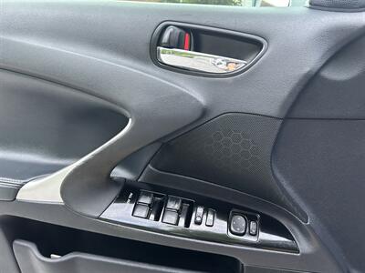 2011 Lexus IS 250   - Photo 20 - Greensboro, NC 27407