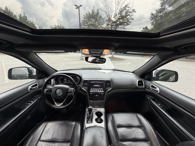 2018 Jeep Grand Cherokee Limited - Photo 10 - Greensboro, NC 27407