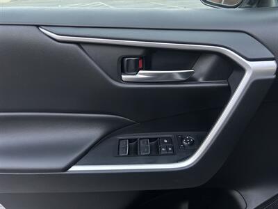 2022 Toyota RAV4 XLE   - Photo 17 - Greensboro, NC 27407