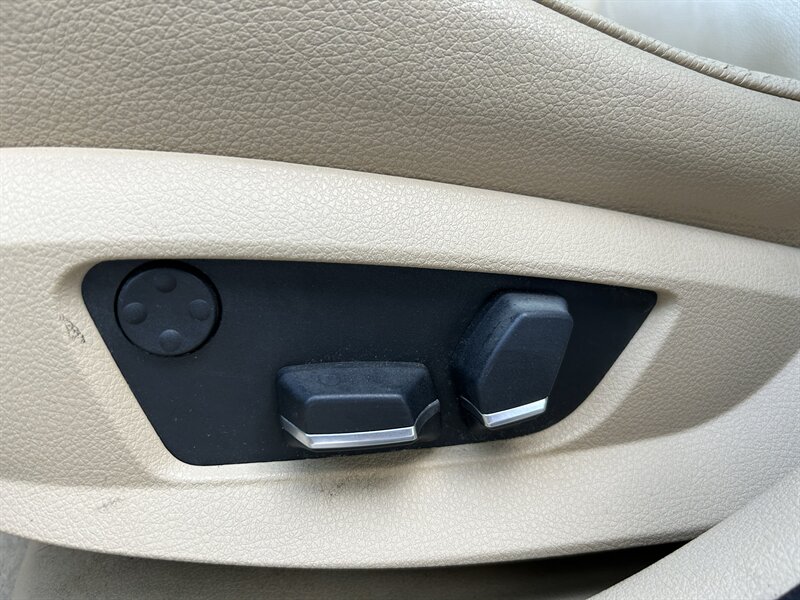 2013 BMW 5 Series 528i - Photo 22 - Greensboro, NC 27407