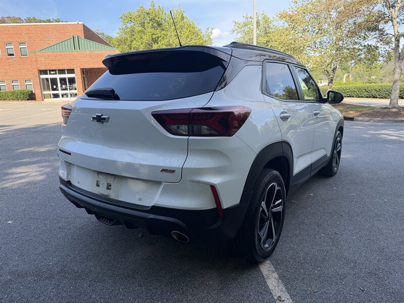 2021 Chevrolet Trailblazer RS - Photo 5 - Greensboro, NC 27407
