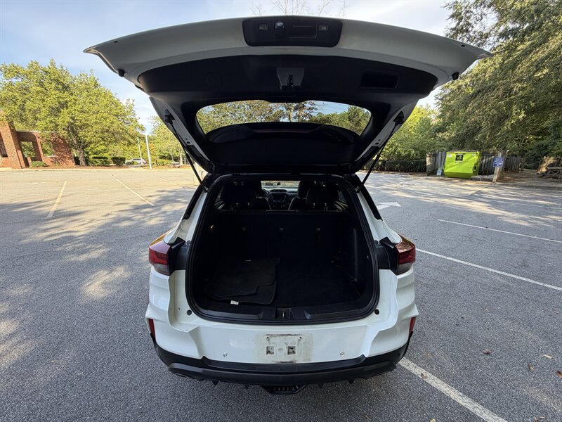 2021 Chevrolet Trailblazer RS - Photo 9 - Greensboro, NC 27407
