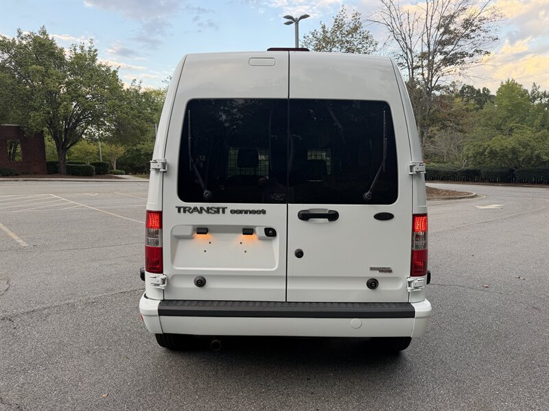 2013 Ford Transit Connect XLT - Photo 4 - Greensboro, NC 27407