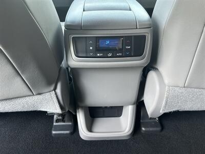 2017 Toyota Highlander LE Plus   - Photo 14 - Greensboro, NC 27407