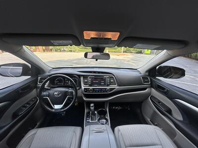 2017 Toyota Highlander LE Plus   - Photo 11 - Greensboro, NC 27407