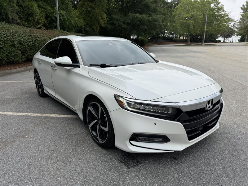 2018 Honda Accord Touring - Photo 7 - Greensboro, NC 27407