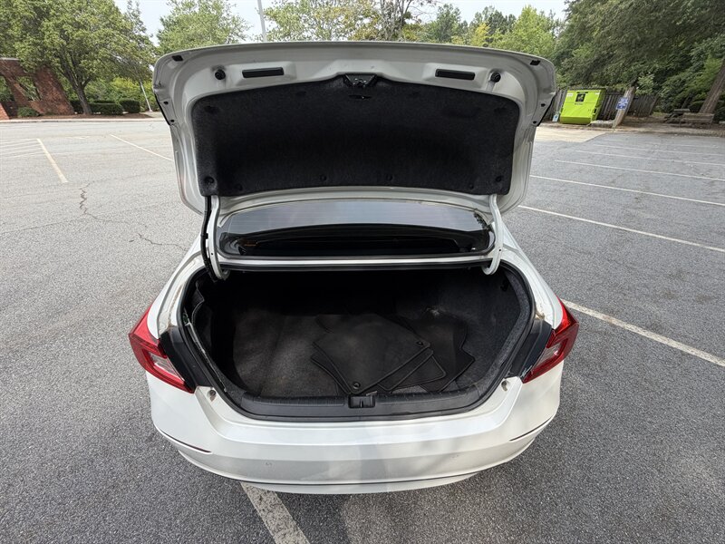 2018 Honda Accord Touring - Photo 9 - Greensboro, NC 27407